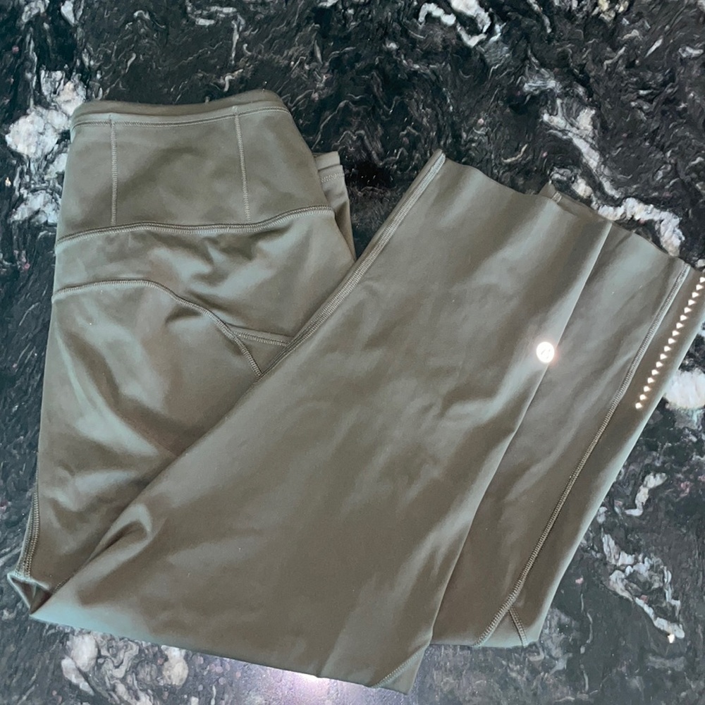 Lululemon leggings